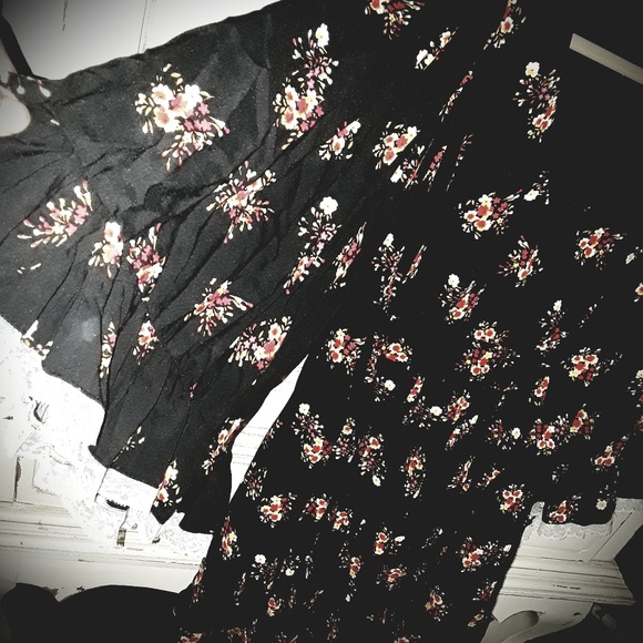 Fit flare floral festival dress - Picture 2 of 4